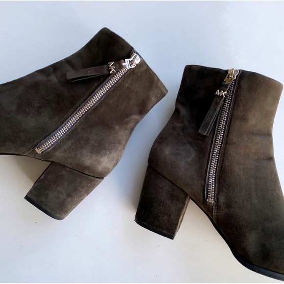 💕Michael Kors Suede Leather Pointed Toe Ankle Boots Booties Charcoal Dawson 8.5 - Picture 4 of 8
